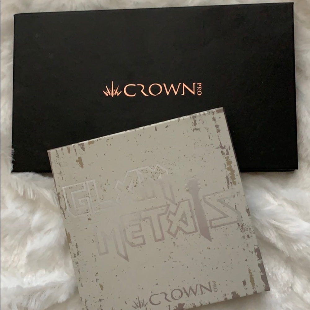 Crown Pro Eyeshadow Palettes